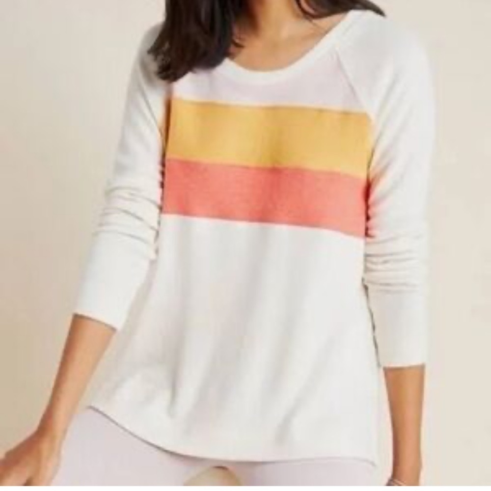 Anthropologie Cream Long Sleeve Soft
Sweater Tee size Medium